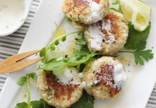 bolinho de peixe e quinoa