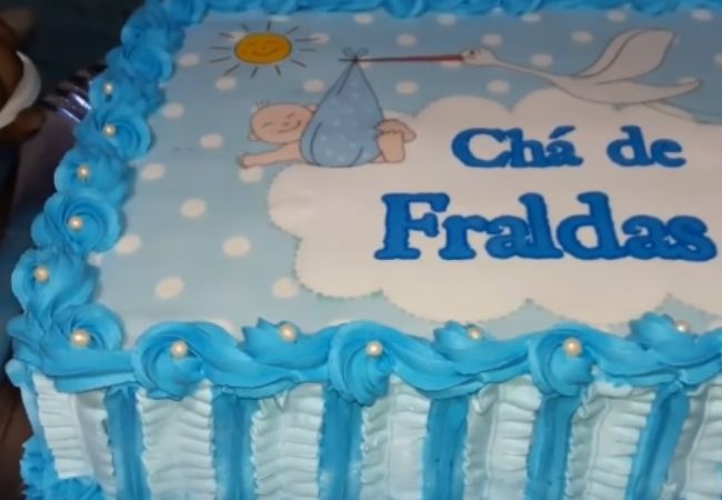 bolo confeitado chá de bebê