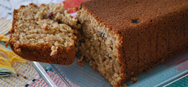 bolo de banana de liquidificador com nozes