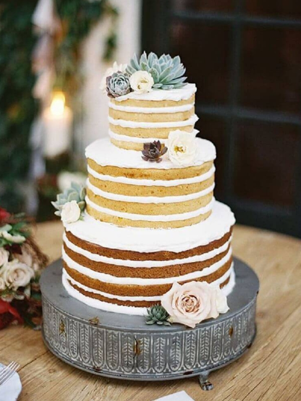 modelo de bolo de casamento simples nacked