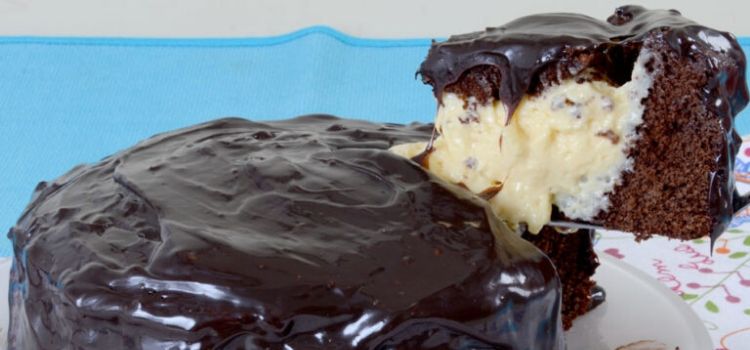 receita de bolo de chocolate com mousse de maracujá trufado
