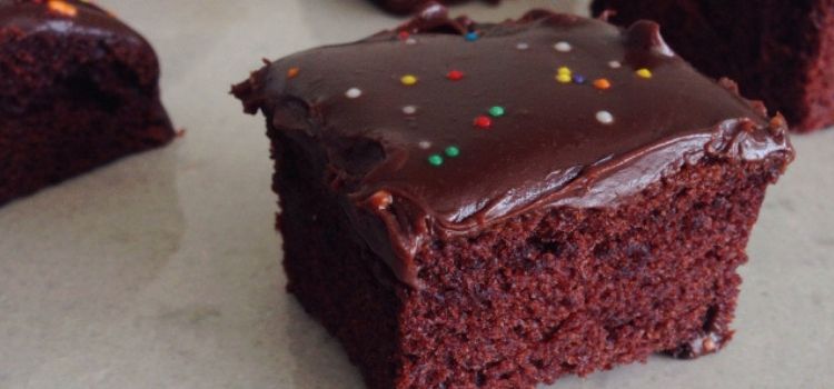 receita de bolo de chocolate fofinho vegano