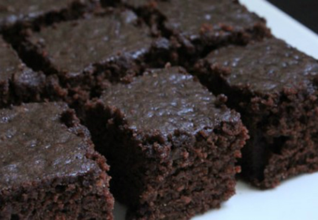 bolo de chocolate light com aveia e linhaça