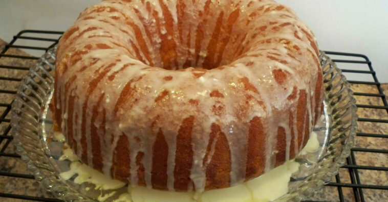 bolo de fubá com coco