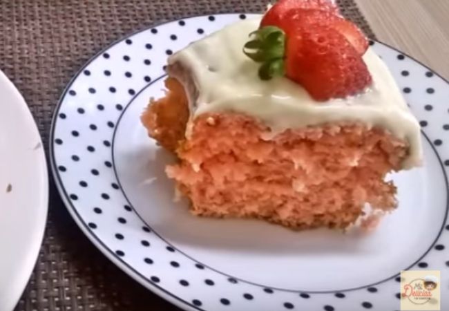 bolo de gelatina sabor morango