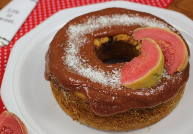 bolo de goiaba e coco
