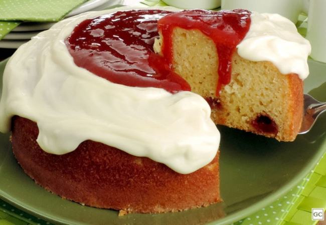 bolo de goiaba e queijo