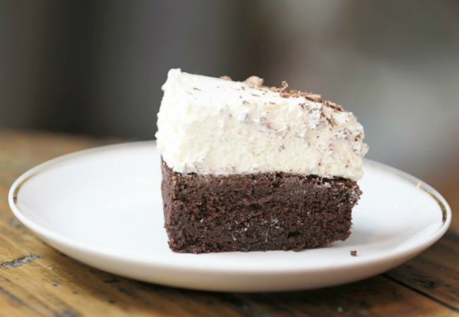bolo mousse de chocolate com leite em pó