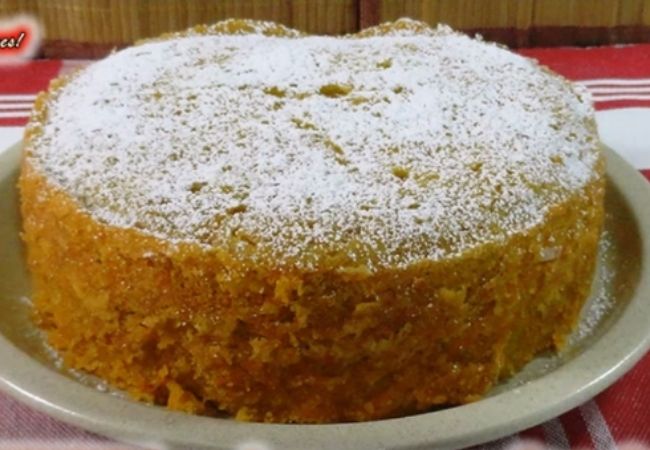 bolo que não vai ao forno de cenoura