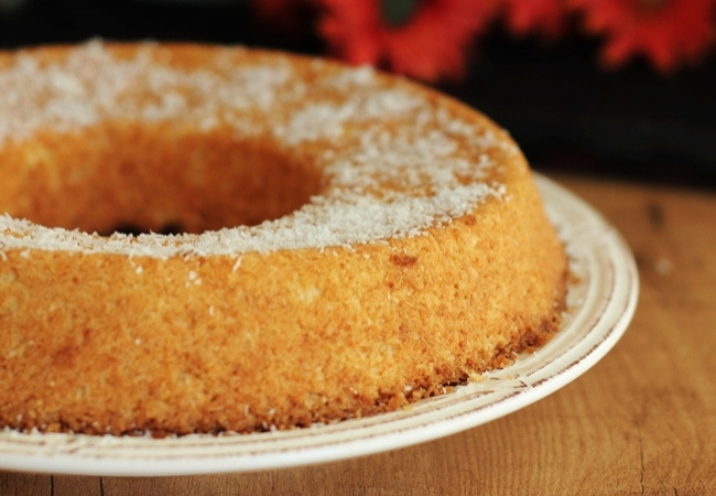 bolo sem açúcar de coco