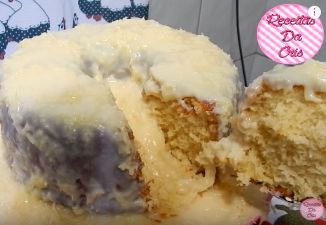 bolo vulcão de coco