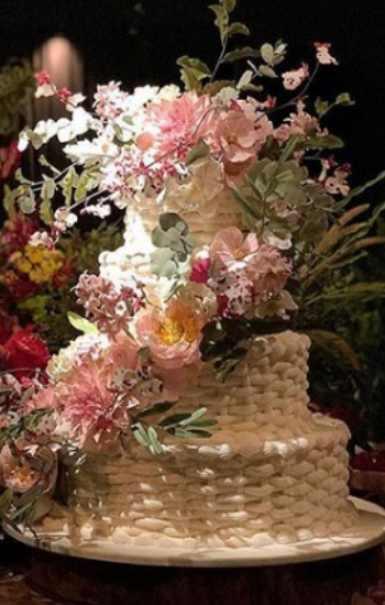 modelo de bolos de casamento cesto