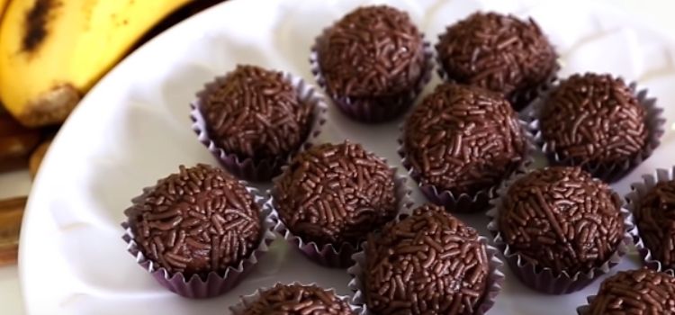 receita de brigadeiro saudável de banana e linhaça