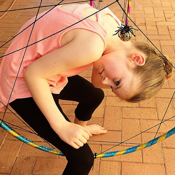 ideias brincadeiras de halloween labirinto