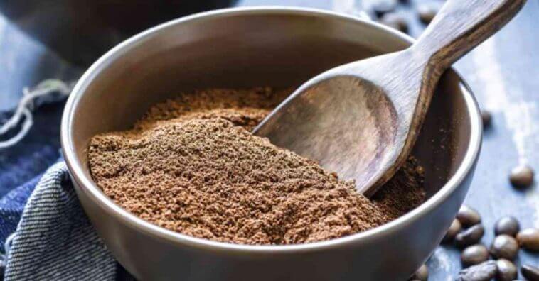 afastar mosquitos com borra de café