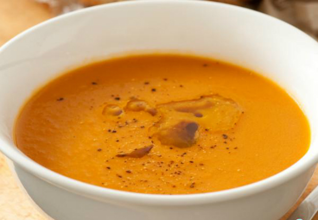 caldo de abóbora com creme de leite