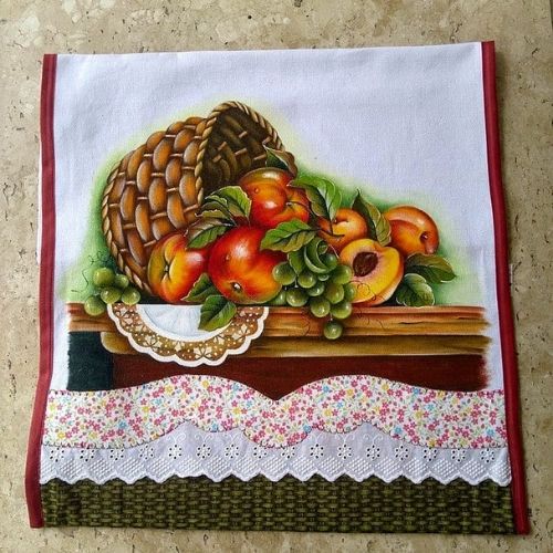 pintura em pano de prato cesta de frutas