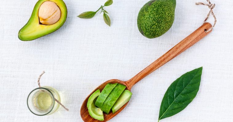 chá de folha de abacate