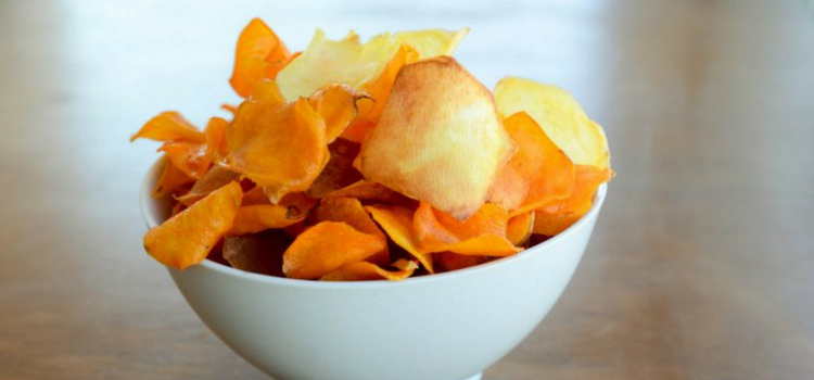 como fazer chips de batata-doce micro-ondas