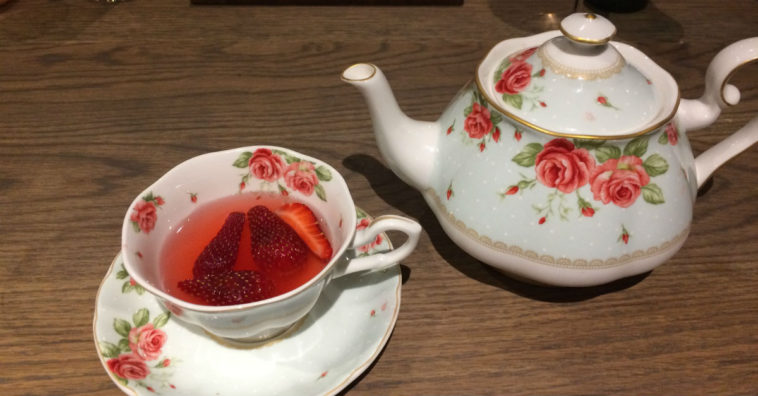 chá de morango benefícios