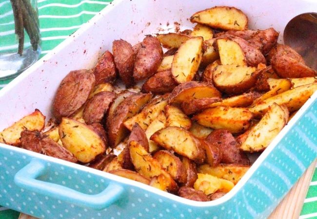 batata com tomilho e alho