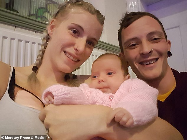 coma causado por um beijo em bebê