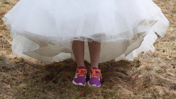 combinar vestido com tênis