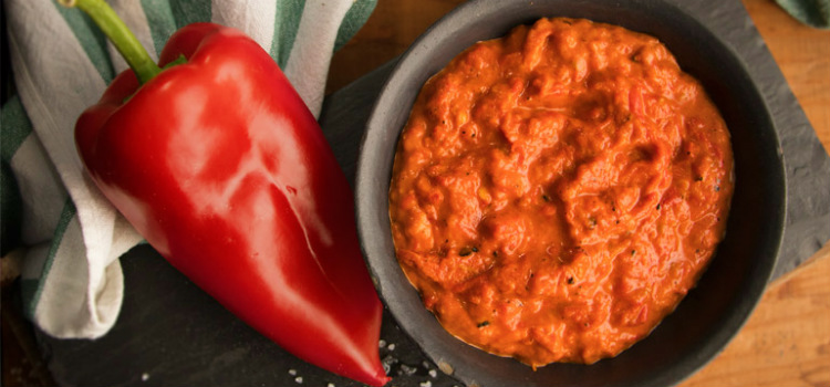 comidas tipicas da servia Ajvar