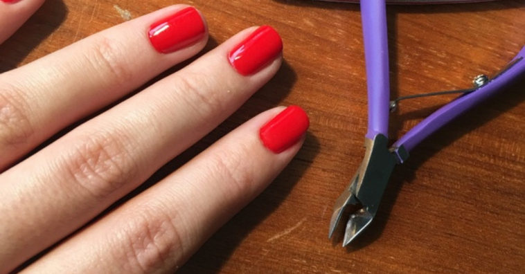 amolar alicate de cutícula