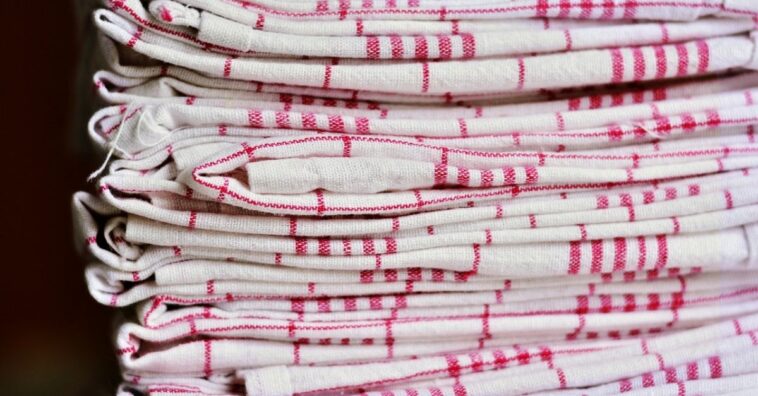 como clarear pano de prato