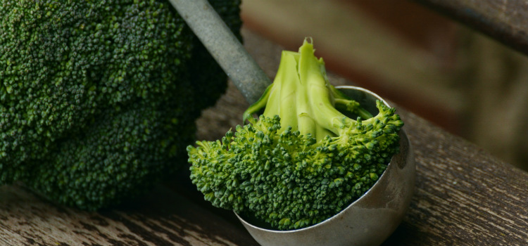 como congelar brócolis in natura