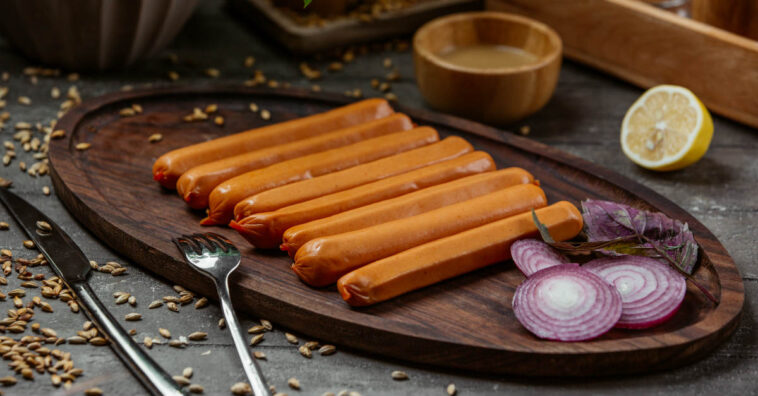 como descongelar salsicha