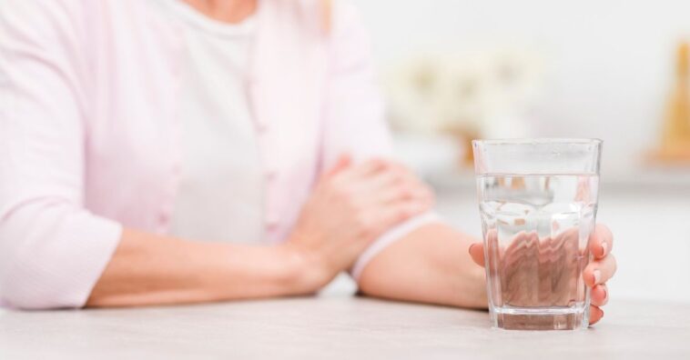 como eliminar pedra nos rins