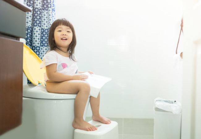 como ensinar o bebê a usar o penico livre-se das fraldas