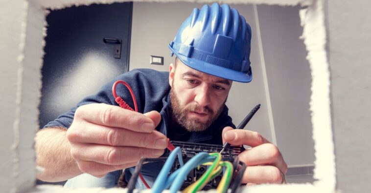 como esconder fios e cabos