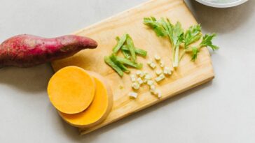 batata-doce no micro-ondas