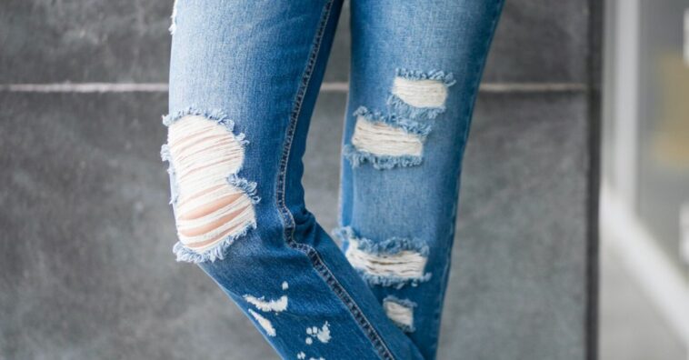como fazer calça jeans desfiada