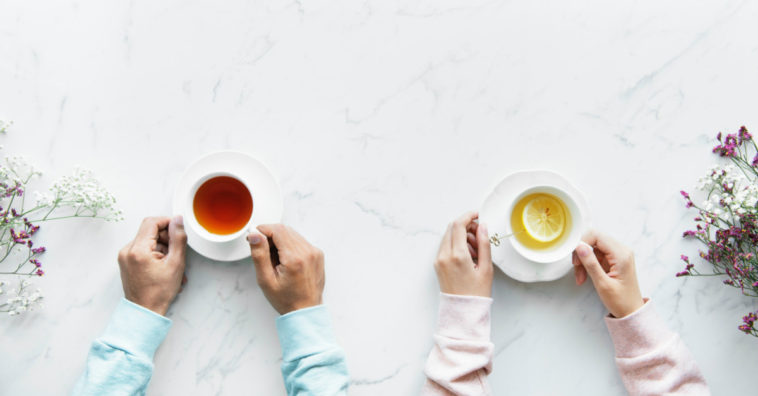 como fazer chá verde ou chá branco