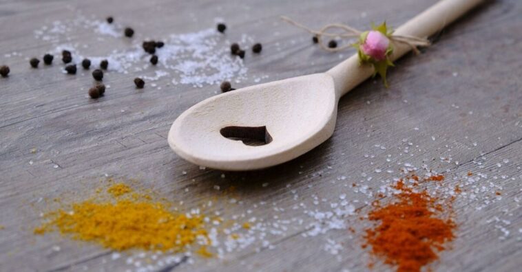 colher de pau decorada