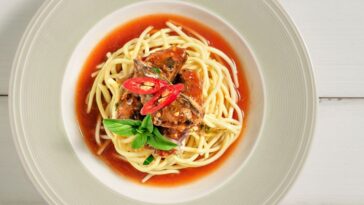 macarrão com sardinha