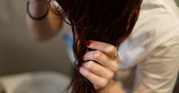 como fazer umectação capilar