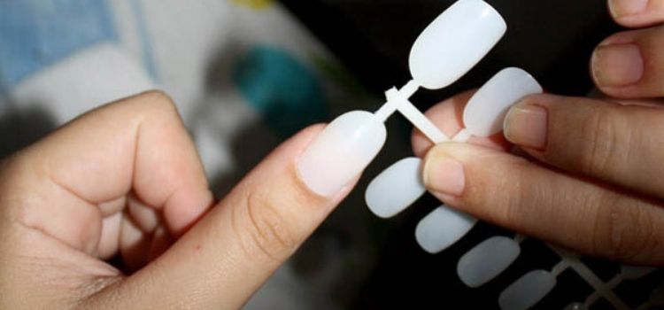 como fazer unha postiça plástico