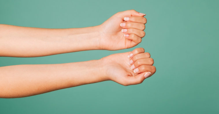 fazer unhas crescerem com sal