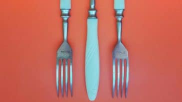 como limpar talheres com cabo de plástico