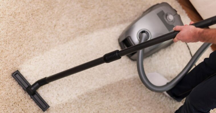 como limpar um tapete a seco