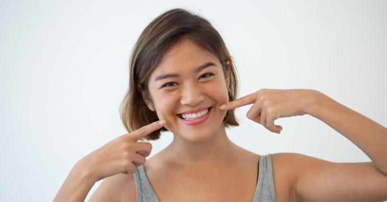 manter os dentes brancos