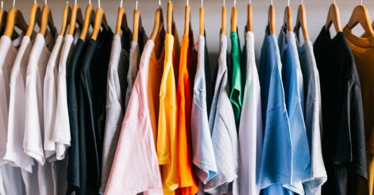 como reaproveitar roupas velhas