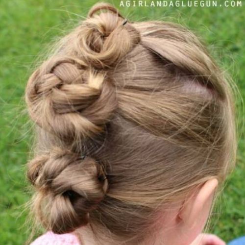 penteado infantil coque triplo