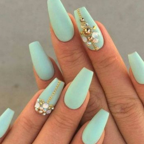 qual cor de esmalte touro