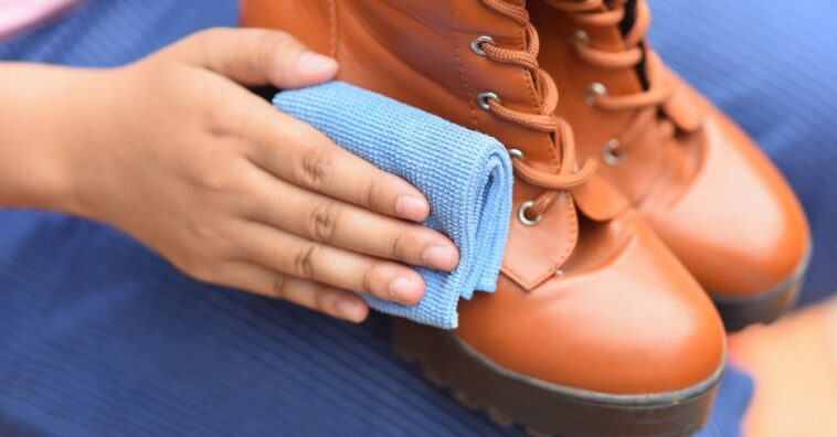 coronavírus sobrevive cinco dias em sapatos